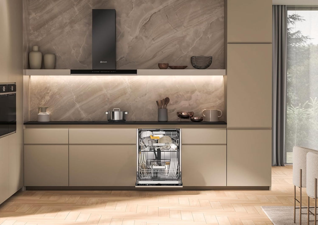 Bauknecht BCIO 3T341 PLET Lavastoviglie completamente integrata 60 cm/Acciaio inox/14 coperti/10 programmi standard e 1 programma sensore/PowerClean/ActiveDry/Cassetto portaposate/Protezione completa dall'acqua