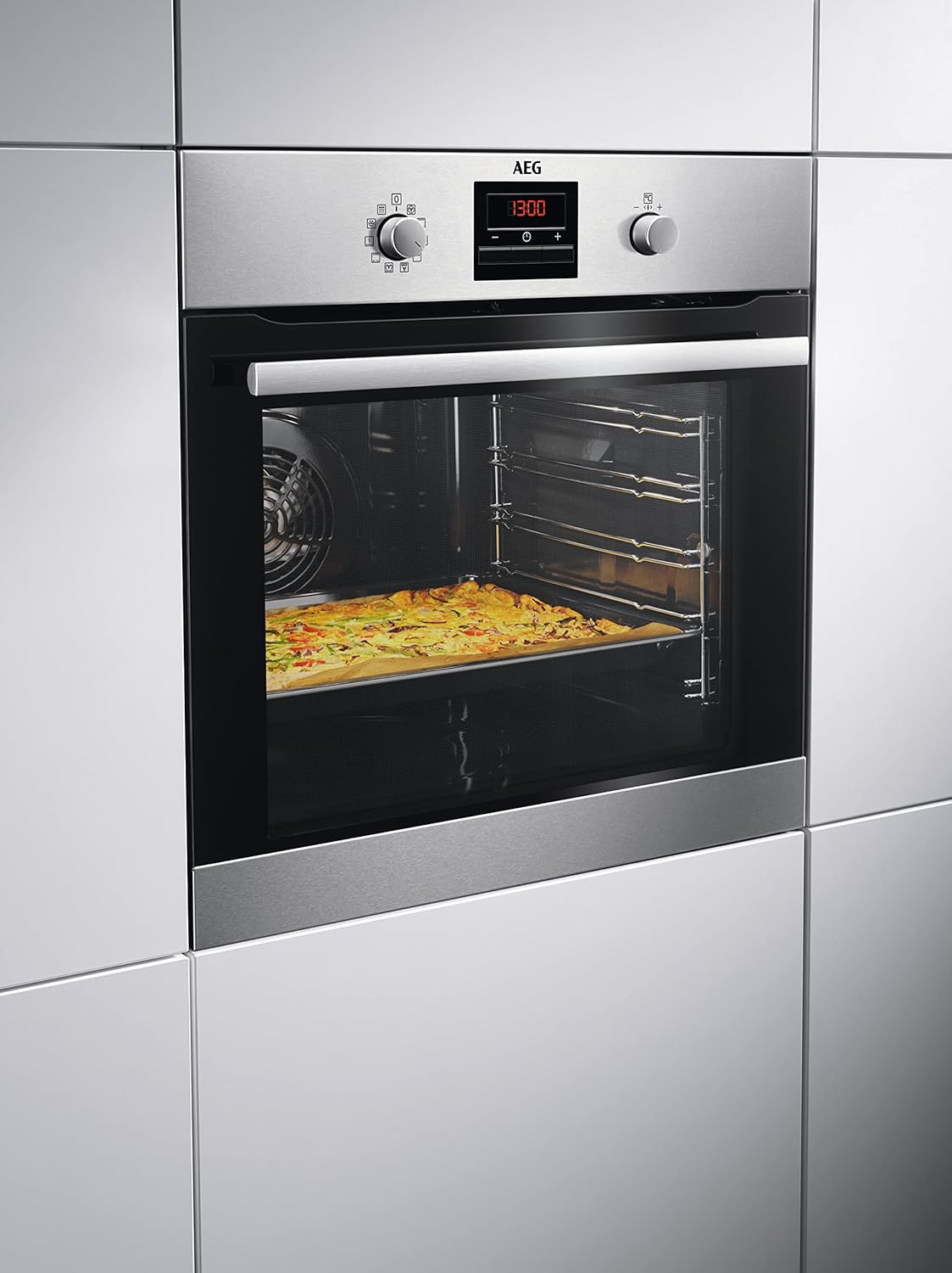 AEG Forno da incasso – Serie 5 AirFry: Risultati di cottura uniformi su 3 livelli – Pulizia Pirolitica – 25 Programmi automatici – Display touch LED – Riscaldamento rapido – Nero – BPE53516AB
