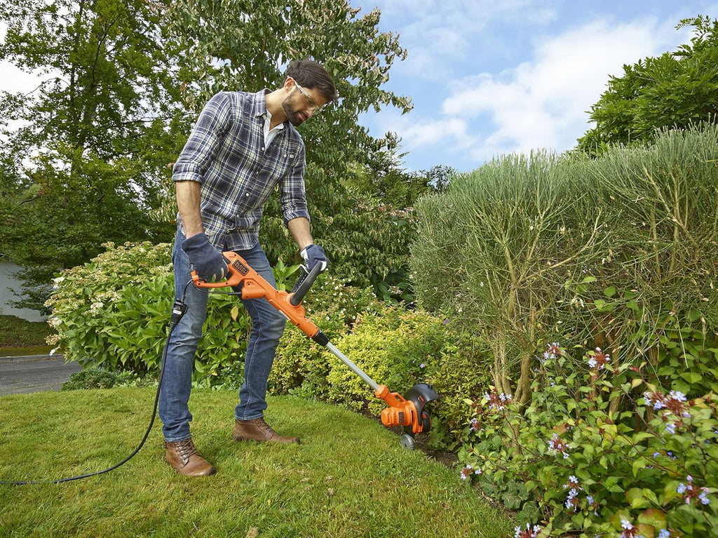 Black+Decker Tagliabordi/Rifilabordi/Tagliaerba 3-in-1 BESTA530CM (550W, 30 cm larghezza di taglio, estensione automatica filo AFS, include base su ruote, per piccoli giardini)
