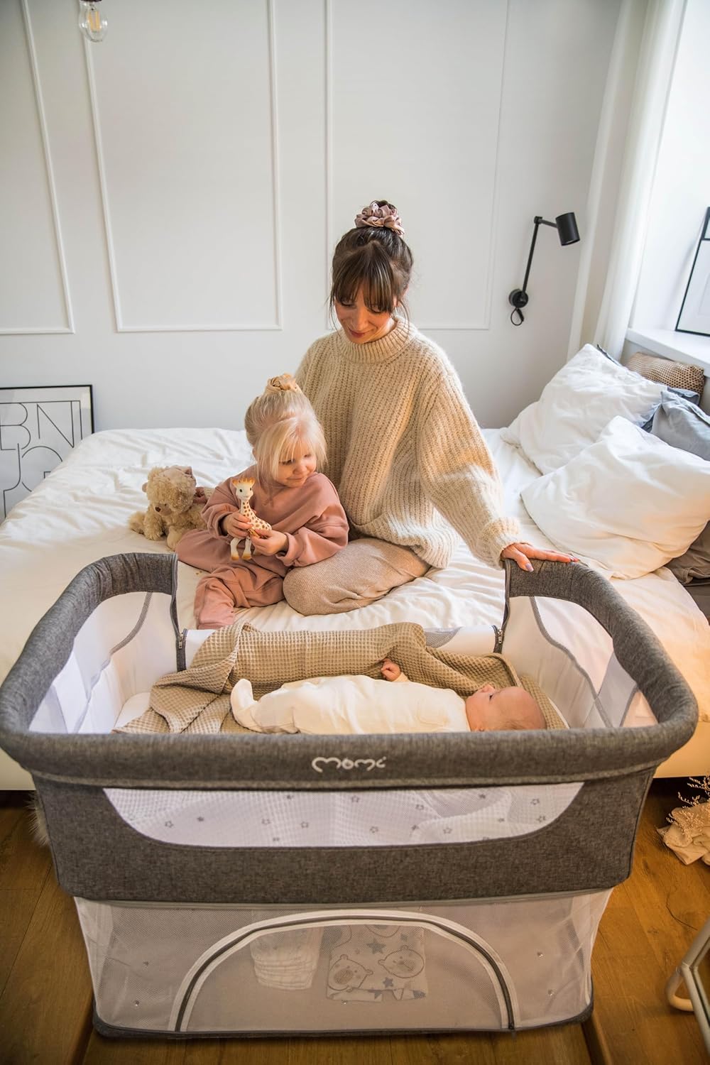 Momi SMART Bed Lettino fianco letto 4-in-1, fino a 15 kg, con materasso, regolabile in altezza