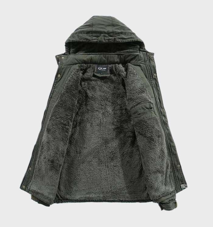 Thick men's cargo jacket with fleece lining and hood