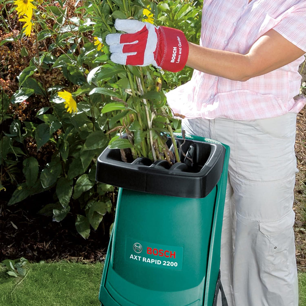 Bosch AXT Rapid 2000 Trituratore (per la triturazione potente dei rifiuti da giardino; potente motore da 2000 W)