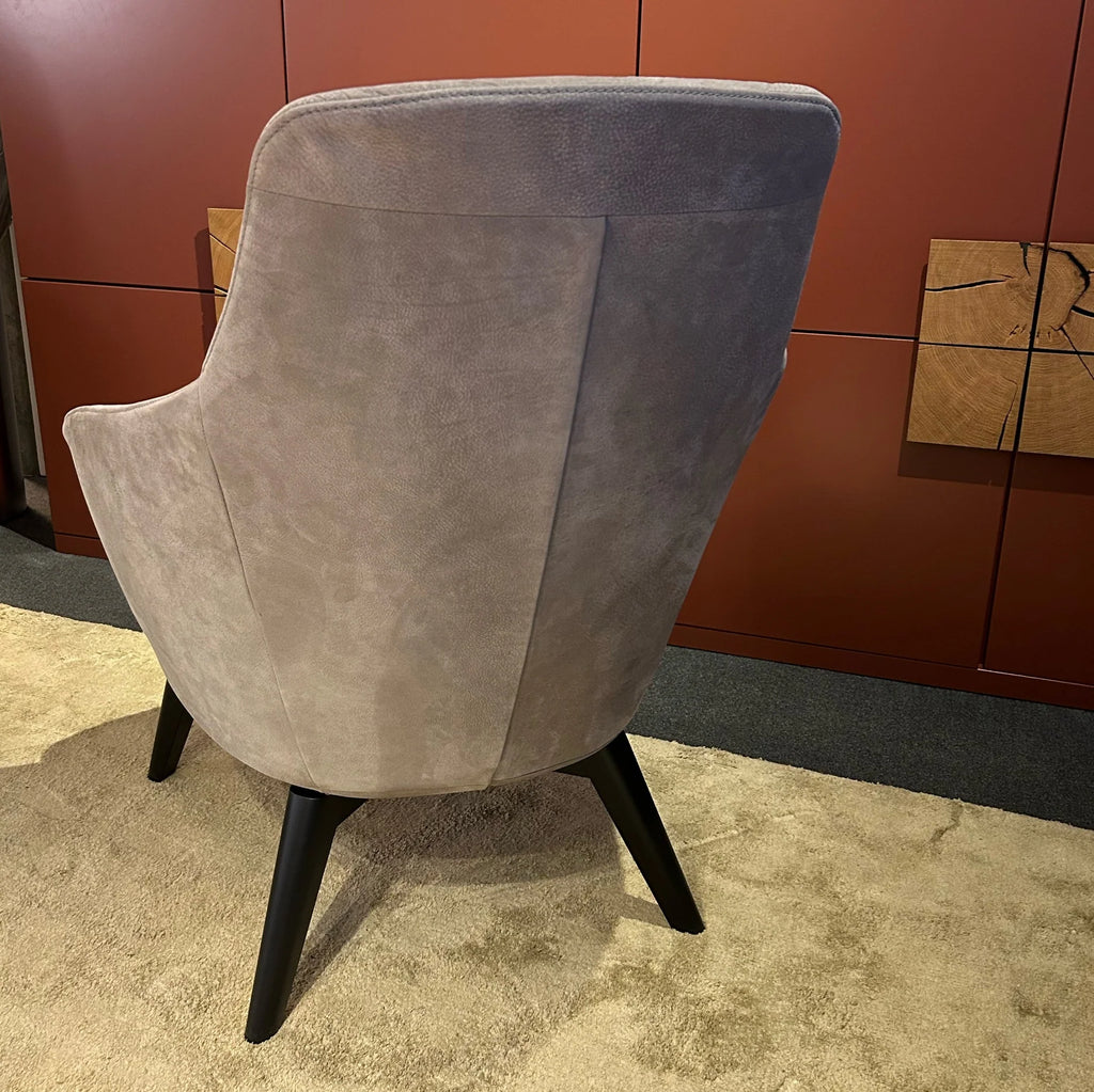 Nolte Polstermöbel Poltroncina NOLA M Pelle Bronco Kiesel grigio, Articolo da esposizione
