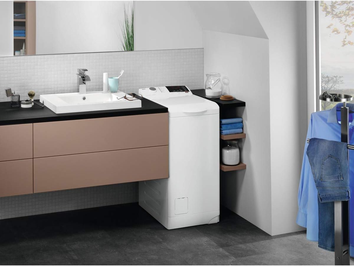 AEG LTR7A71370 Lavatrice Carica dall'alto / Serie 7000 con ProSteam / ProSteam - Funzione Refresh / 7,0 kg / Silenziosa / Controllo automatico del carico / Funzione Aggiungi indumento / Stop Acqua / 1300 giri/min