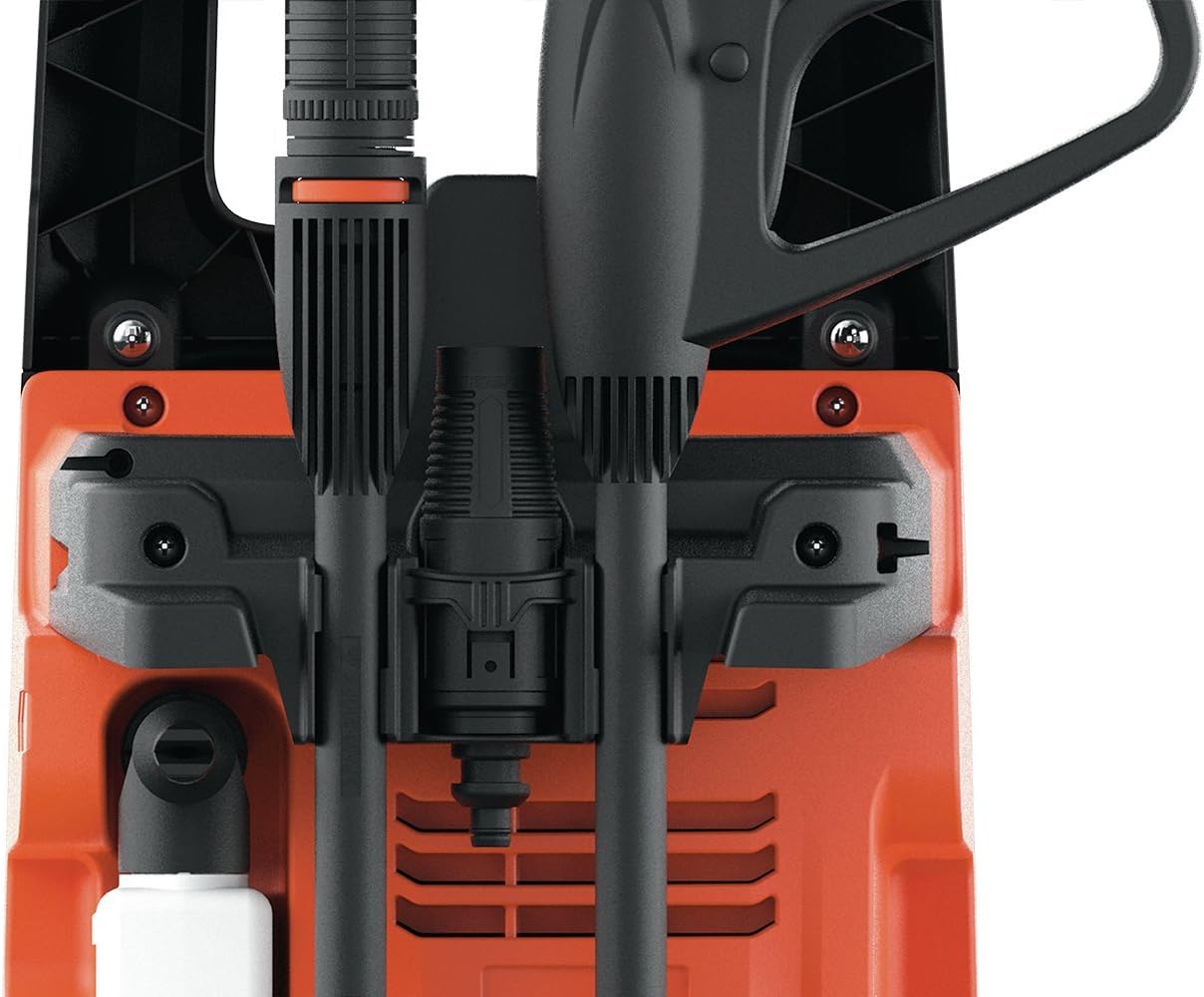 BLACK+DECKER Hochdruckreiniger BXPW2200PE mit Patio Cleaner Deluxe und Feste Bürste (2200 W, 150 bar, 440 l/h)