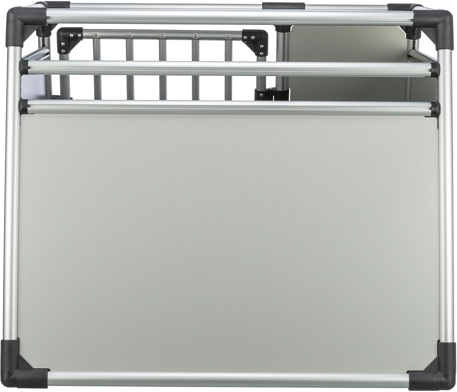 TRIXIE Hunde-Transportbox Aluminium in silber – M: 55 × 62 × 73 cm, stabile und geräuscharme Hundebox mit abgeschrägten Seiten, Sicherheitsverschluss & rutschfester Liegematte – 39342