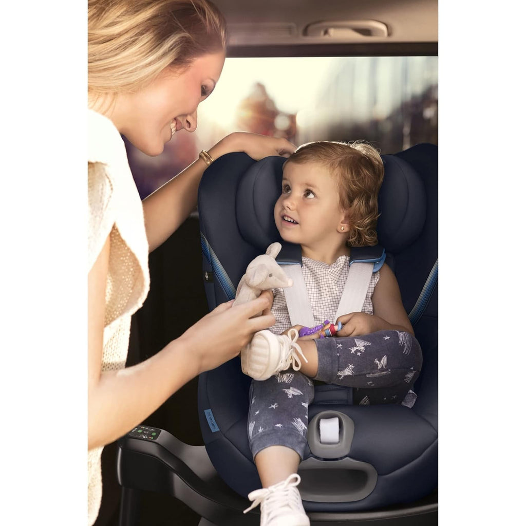 CYBEX Gold Kinder-Autositz Sirona S2 i-Size, Ab ca. 3 Monaten bis 4 Jahren, Max. 18 kg, SensorSafe kompatibel, Granite Black