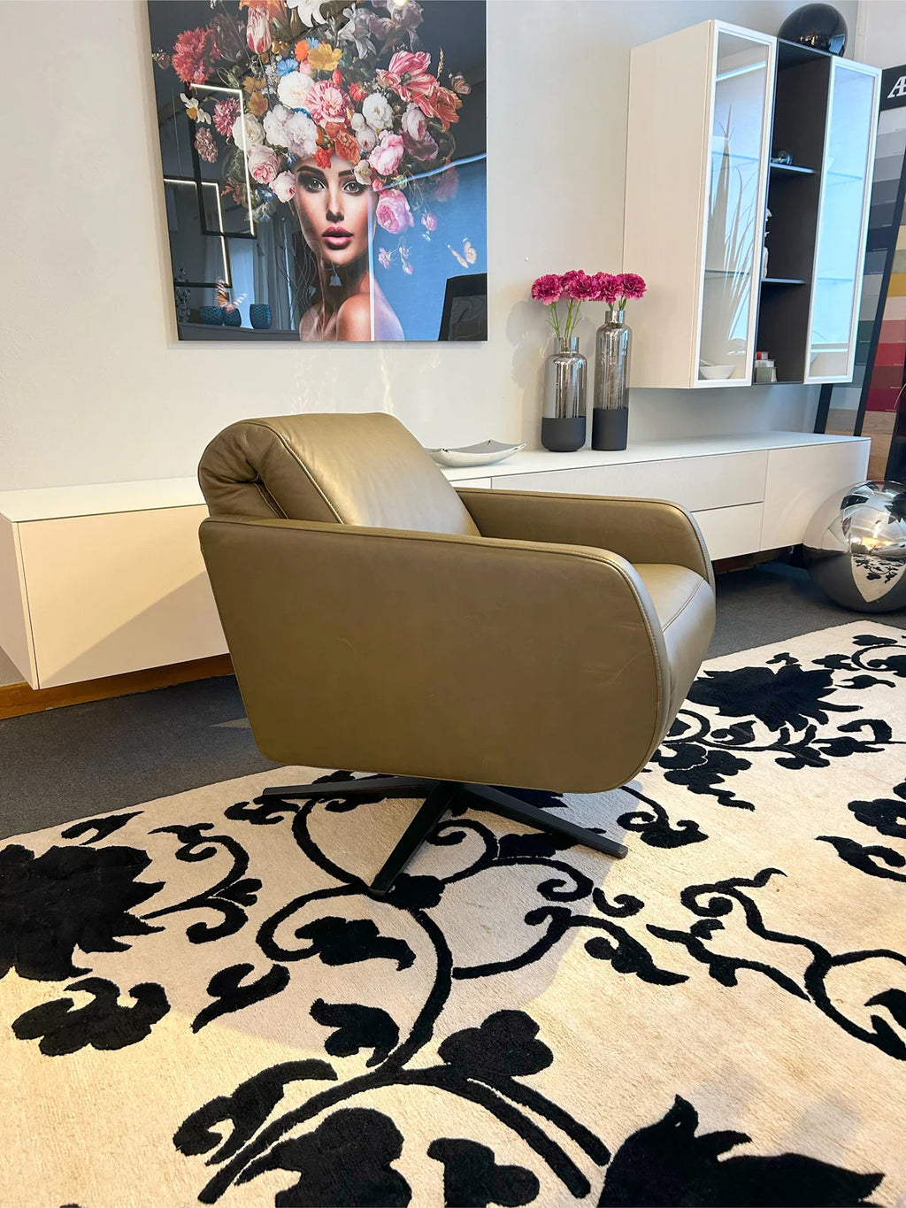 Violetta Sitzkomfort Relaxsessel Aneta kleiner verstellbarer Sessel, Leder oliv