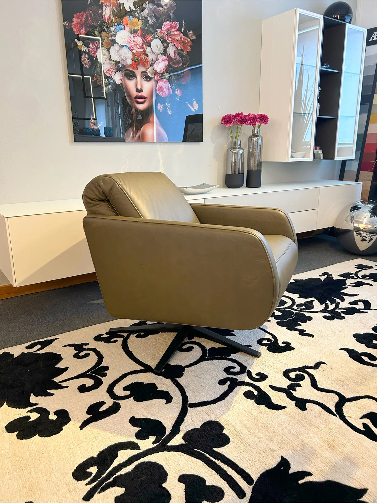 Violetta Sitzkomfort Relaxsessel Aneta kleiner verstellbarer Sessel, Leder oliv