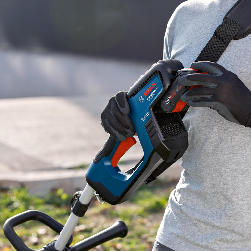 Bosch Professional 18V System Tagliabordi a batteria GRT 18V-33 (motore senza spazzole, diametro di taglio 33 cm, incl. 1 tracolla, 1 bobina di filo)