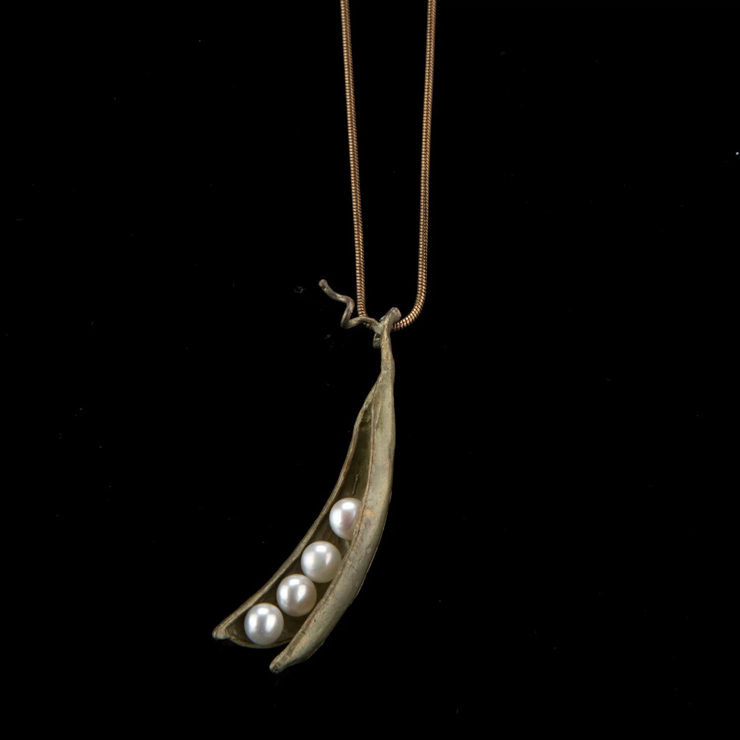 Erbsenschote - Kette mit Anhnger - 4 Perlen