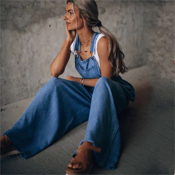 Freya - lockerer Overall mit verstellbarem Gürtel und weitem Bein