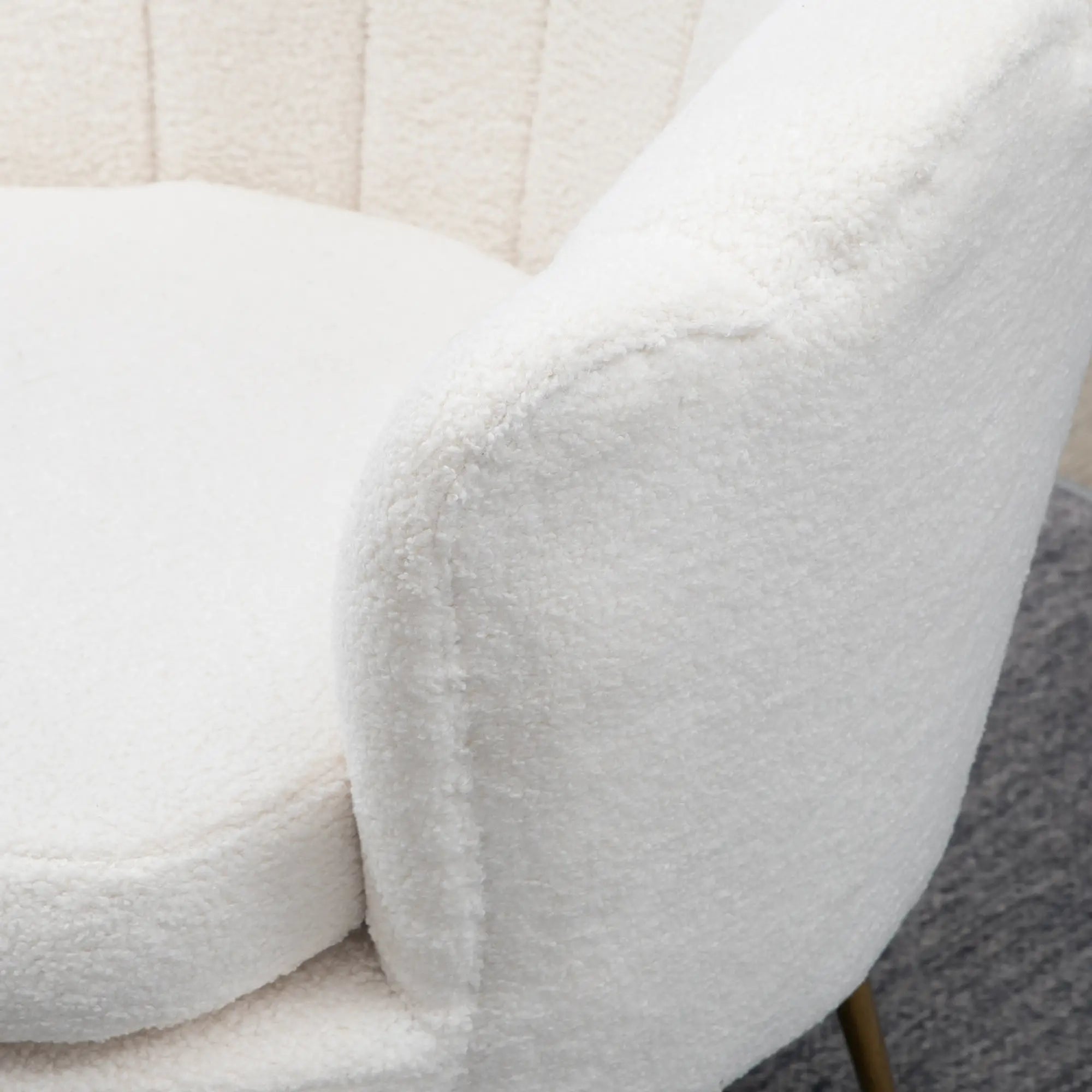 HOMCOM Polstersessel Muschelform Fleeceoptik Weiß Eleganter Komfort
