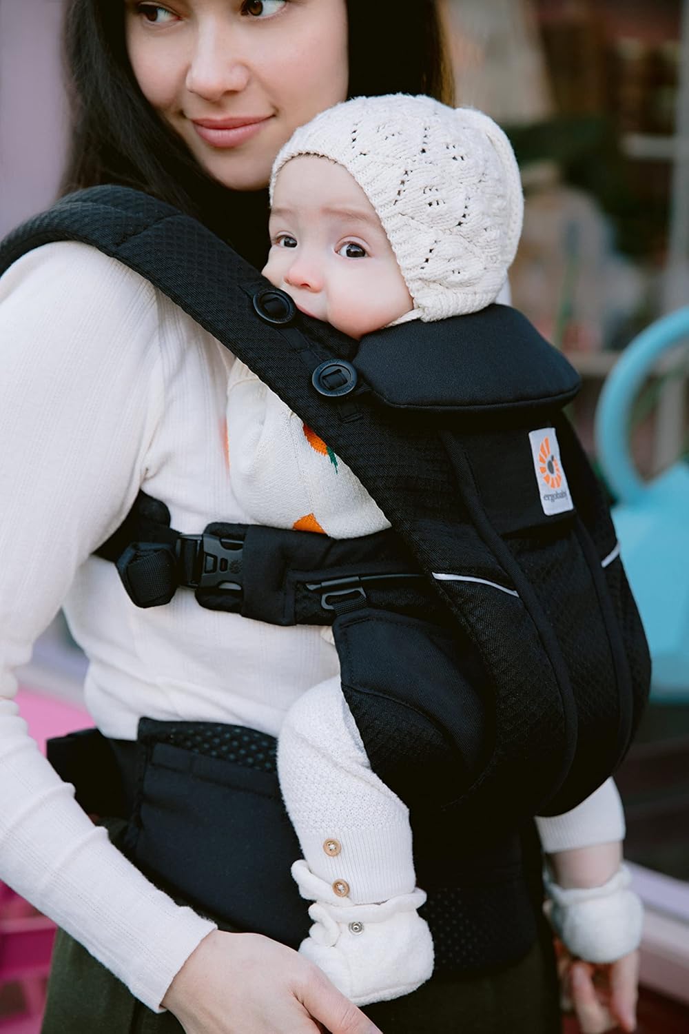 Ergobaby Omni Breeze Marsupio per Neonati dalla Nascita fino a 20 kg, Morbido Mesh SoftFlex a 4 Posizioni, Ergonomico, Porta Bebè, Natural Beige