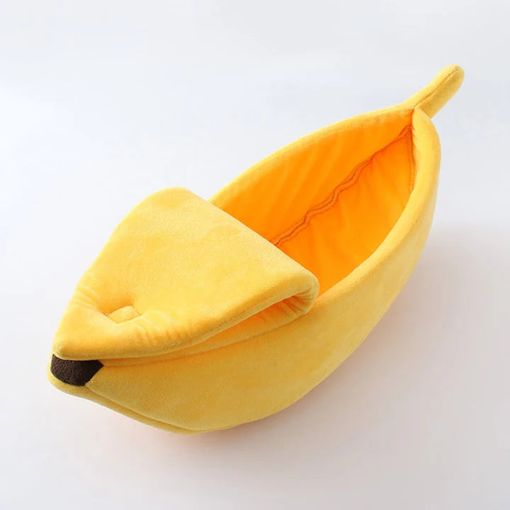 Mia | Gemütliches Katzenbett in Bananenform