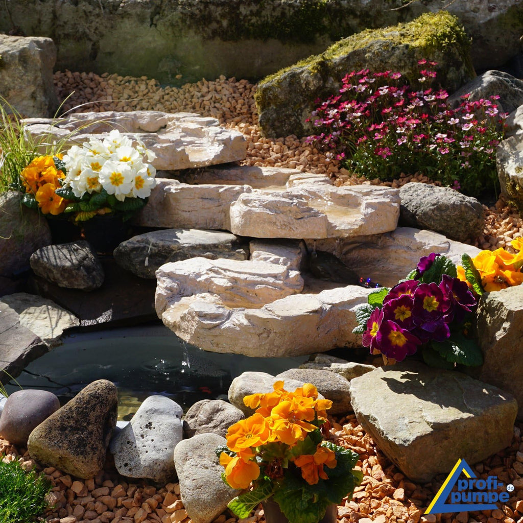 Fontana solare da giardino Bachlauf QUELLBACH II con luce LED/sistema ibrido, FONTANA ORNAMENTALE a 230V, BAGNO PER UCCELLI, CASCATA, LAMPADA DA GIARDINO, POMPA PER STAGNO - GIOCO D'ACQUA per giardino, laghetto da giardino, laghetto