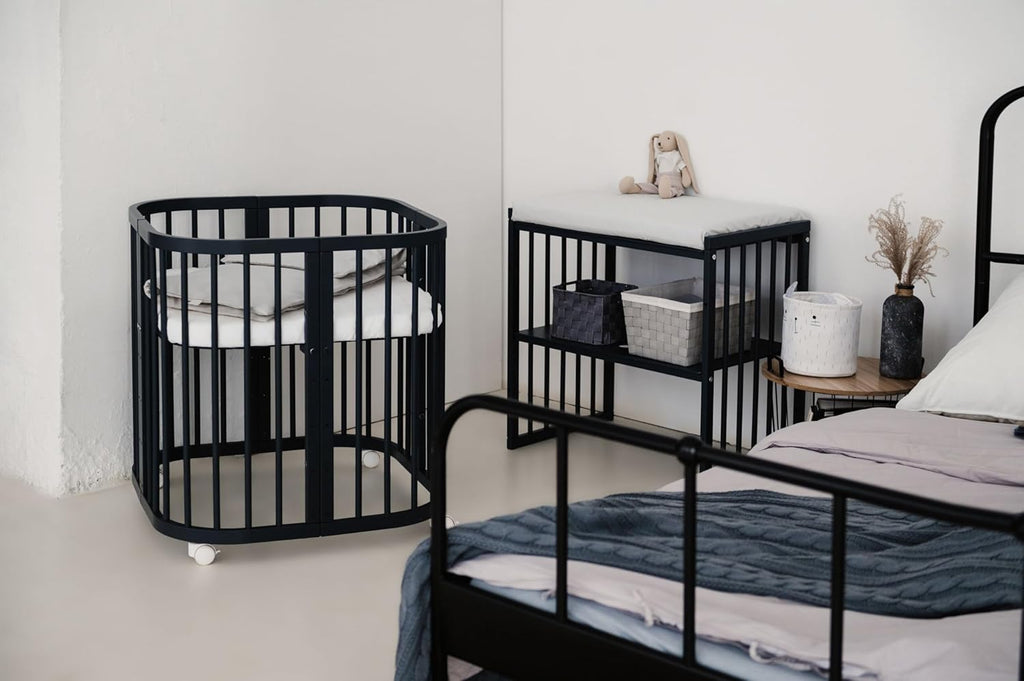 Waldin Lettino per bambini in legno 7in1 con materasso, Letto "Cresci con me", Ventilato, Base regolabile in 5 altezze, Set All-Inclusive, Legno Bianco