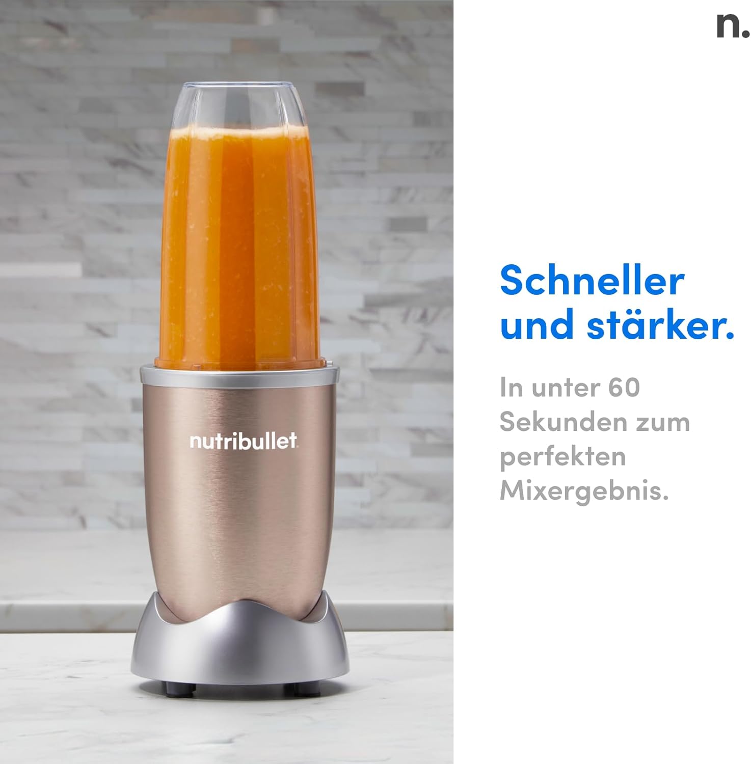 nutribullet Pro, 900 Watt, Facile e veloce da usare, Compatto, Facile da pulire, Con bicchiere da 700 ml, Frullatore per smoothie, Mixer elettrico, NB904B, Nero
