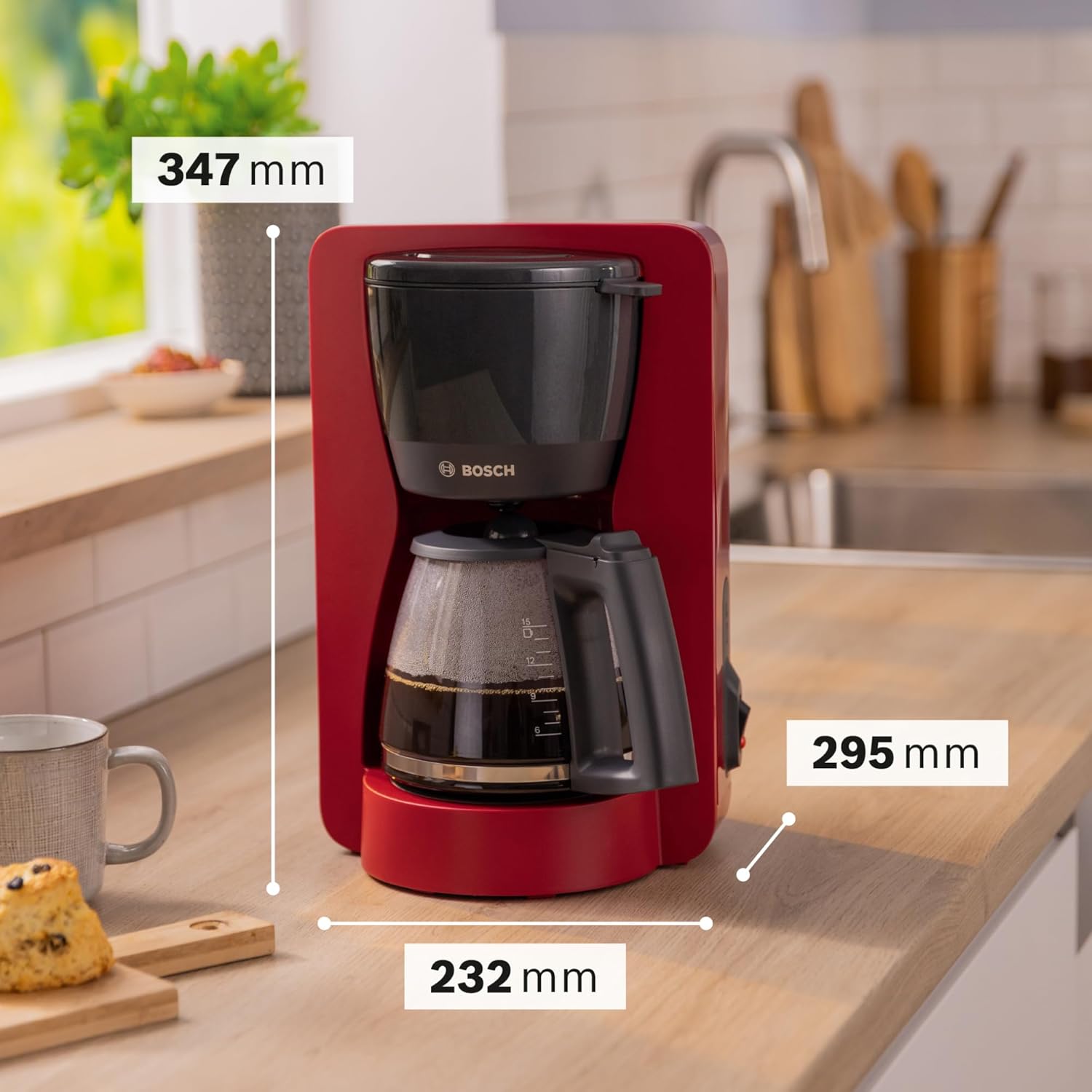 Bosch Filterkaffeemaschine MyMoment TKA3M134, Thermokanne 1 L, für 8-12 Tassen, Tropfstopp, schwenkbarer Filtertrger, Entkalkungsprogramm, abnehmbarer Wassertank, 1200 Watt, Schwarz matt