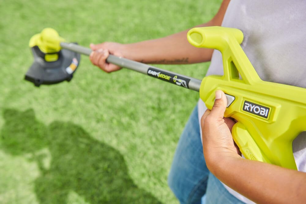RYOBI 18 V ONE+ Akku-Rasentrimmer mit Radführung RY18LT33A-0 (33 cm Kantenschneidefunktion mit Fußsteuerung, Ø Fadenspule 1 x 1,65 mm, ohne Akku und Ladegerät)