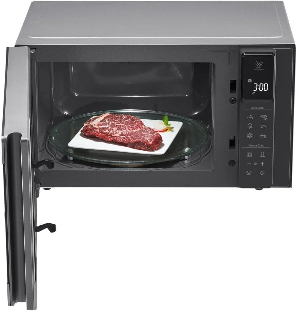 LG MS2595CIS Forno a microonde con tecnologia Smart Inverter, capacità 25 litri, 1000 W, programmi automatici, livelli di potenza regolabili e funzione EasyClean, argento