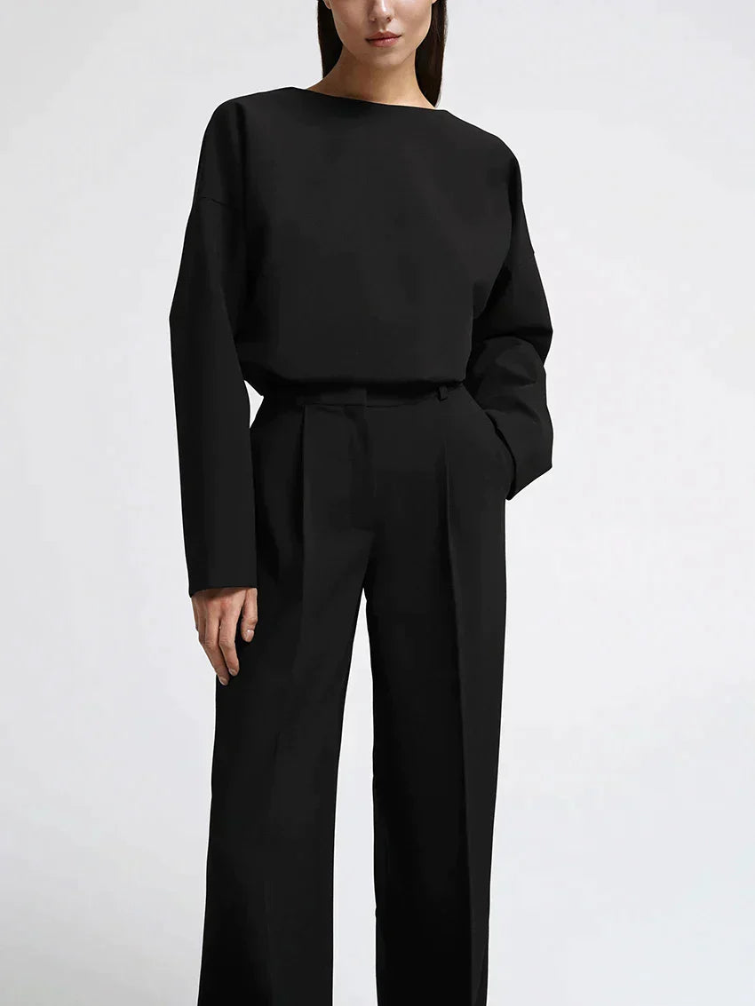 Langrmeliges Oberteil und gerade geschnittene Hose für Damen