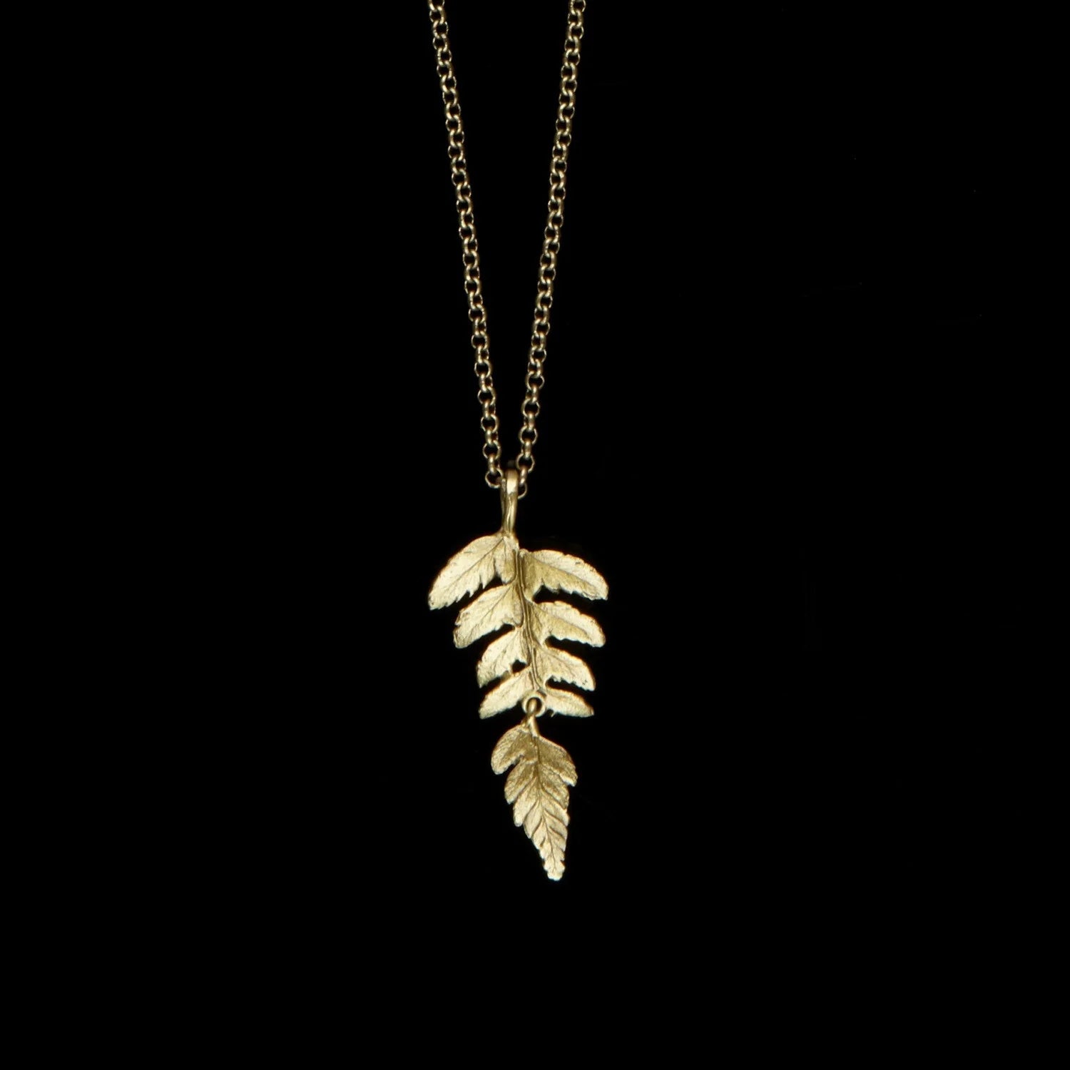 Farn - Collana con ciondolo