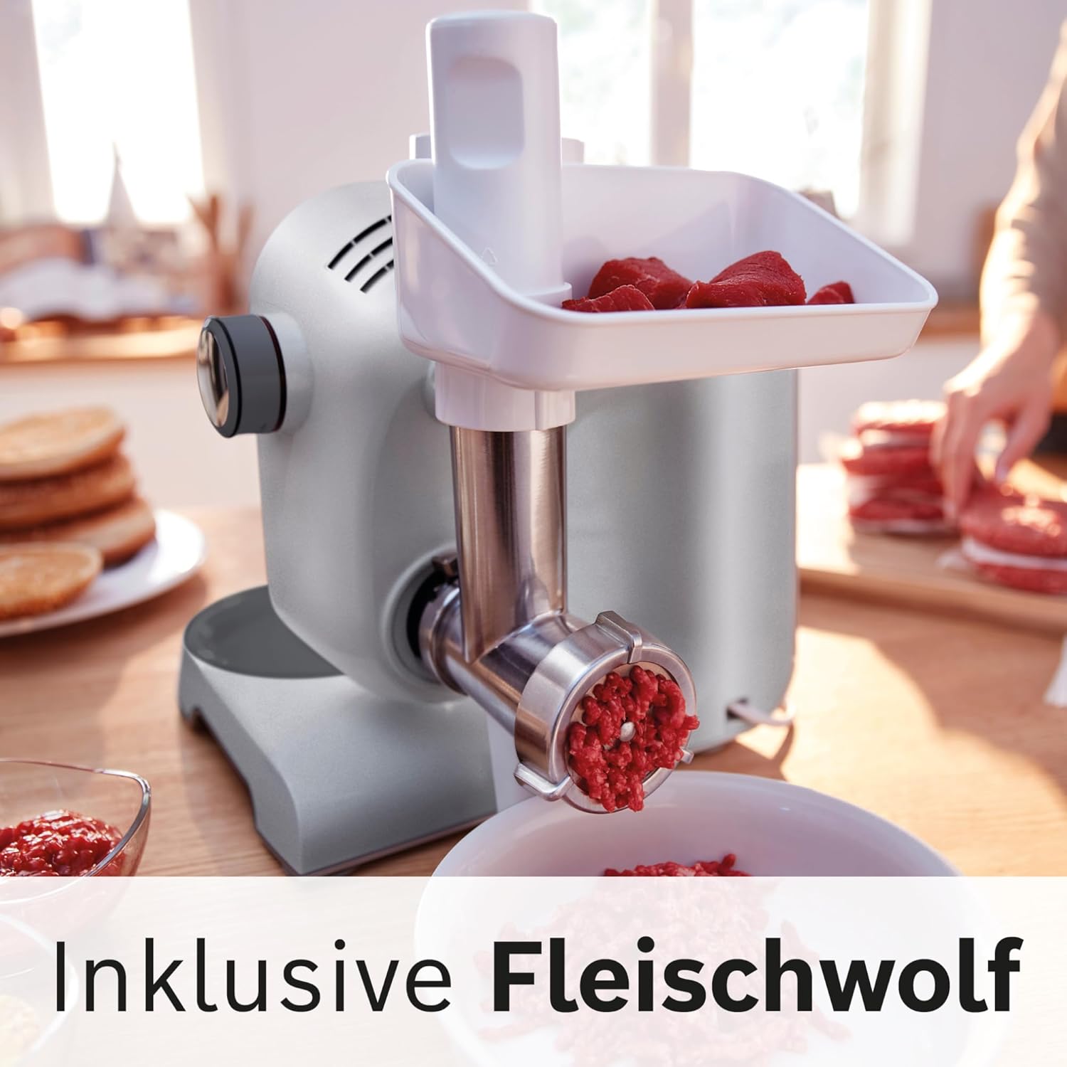 Bosch Robot da cucina Serie 4 MUM56340, Ciotola 3,9 L, Frullatore 1,25 L, Tritacarne, Spremiagrumi, Movimento planetario, Gancio impastatore, Frusta, Sbattitore, Taglierino continuo, 3 dischi, 900 W, Argento/ Grigio