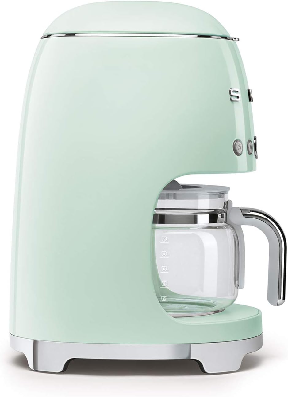 Smeg, DCF02BLMEU, Macchina da caffè con filtro, Funzione aroma e avvio automatico, Caraffa in vetro fino a 12 tazze, 2 livelli di intensità, Funzione di mantenimento del calore, 1050W, Nero opaco