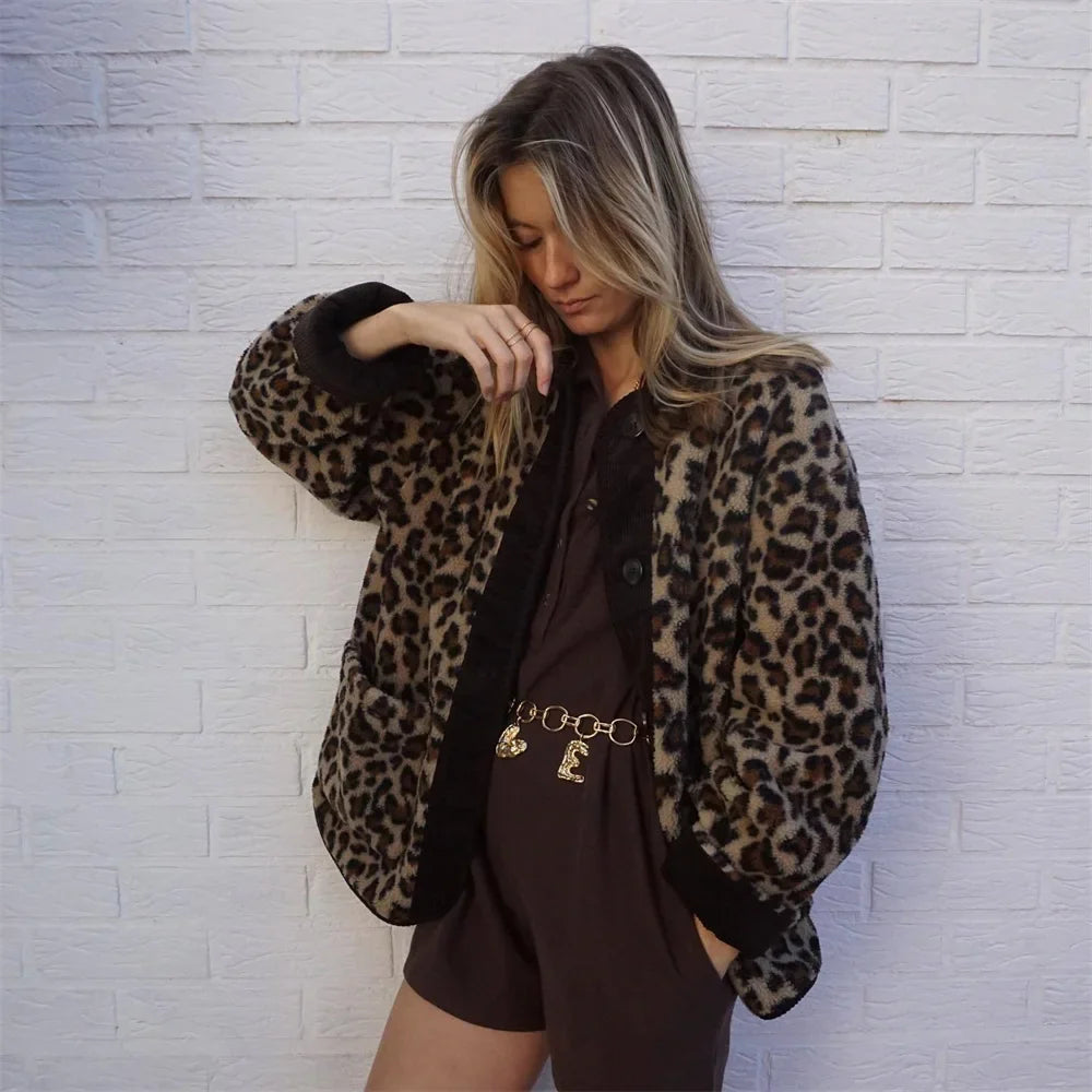 Giacca con stampa leopardata da donna