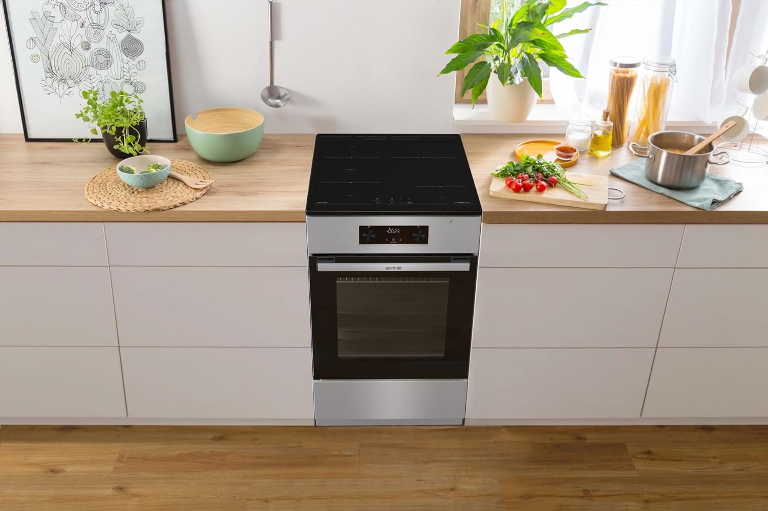 Gorenje GEIT5C61SPG Cucina indipendente con piano cottura a induzione, 50 cm, 70 litri, argento, PerfectGrill, AirFry, FrozenBake, Pizza Mode 300°C, AquaClean, Made in Europe, inox