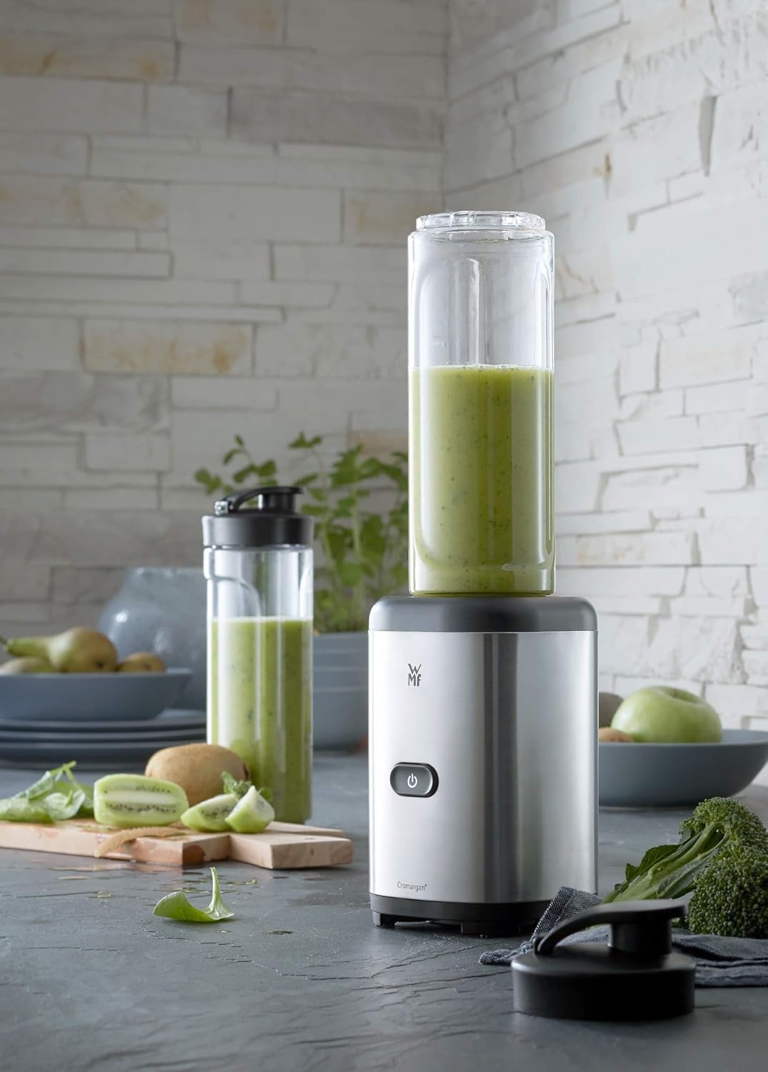 WMF Kult X Mix & Go Mini Smoothie Maker, frullatore, blender elettrico & Gastroback 46110 Contenuto: 700, 1400, 2000ml e tubo per sottovuoto, plastica, Altro