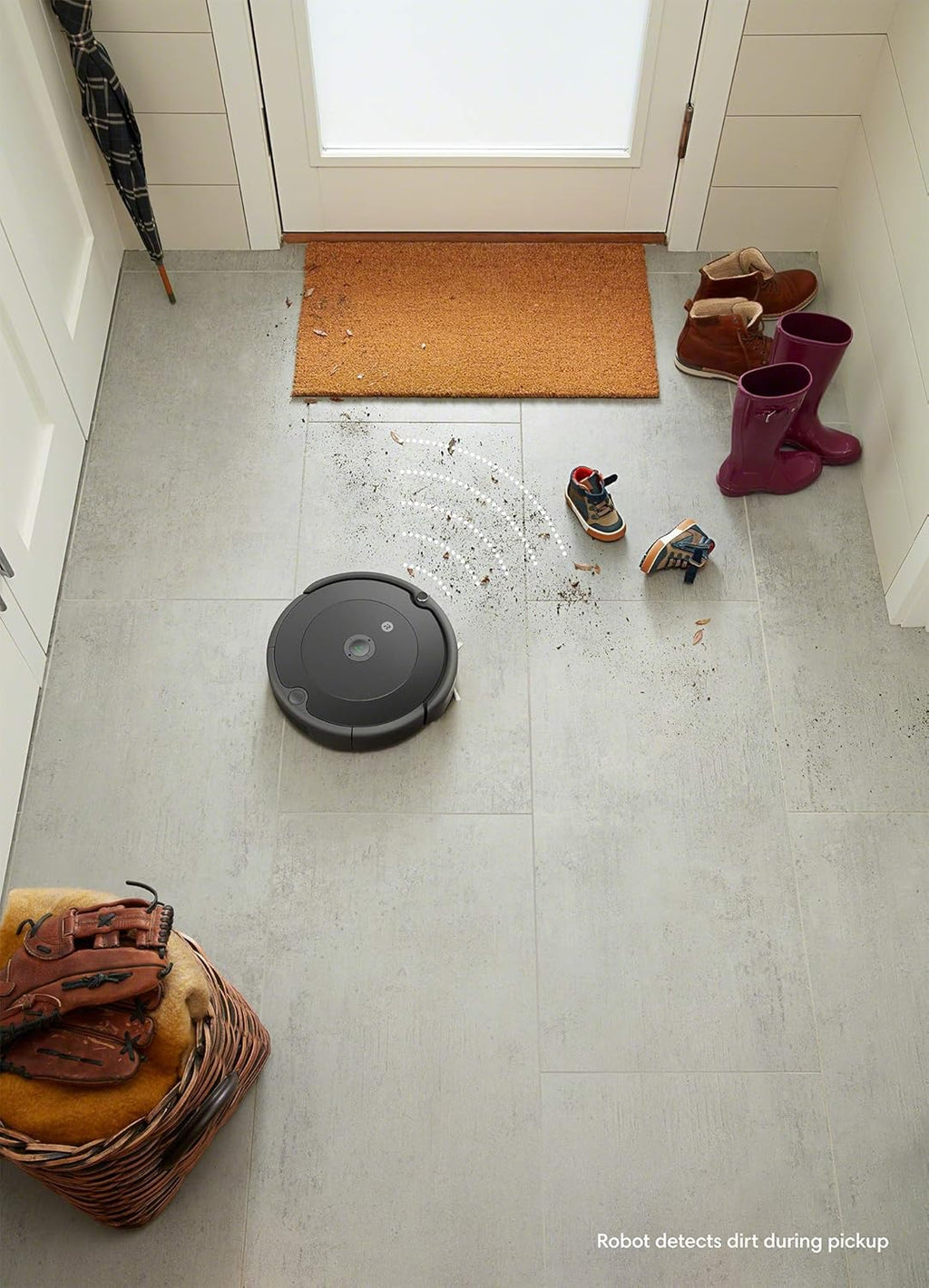 Robot aspirapolvere e lavapavimenti iRobot Roomba Combo Essential (Y0112), potente aspirazione e lavaggio, sistema di pulizia a 4 fasi, 3 livelli di aspirazione, pulizia Spot, controllabile tramite app, pulsanti o voce, Bianco