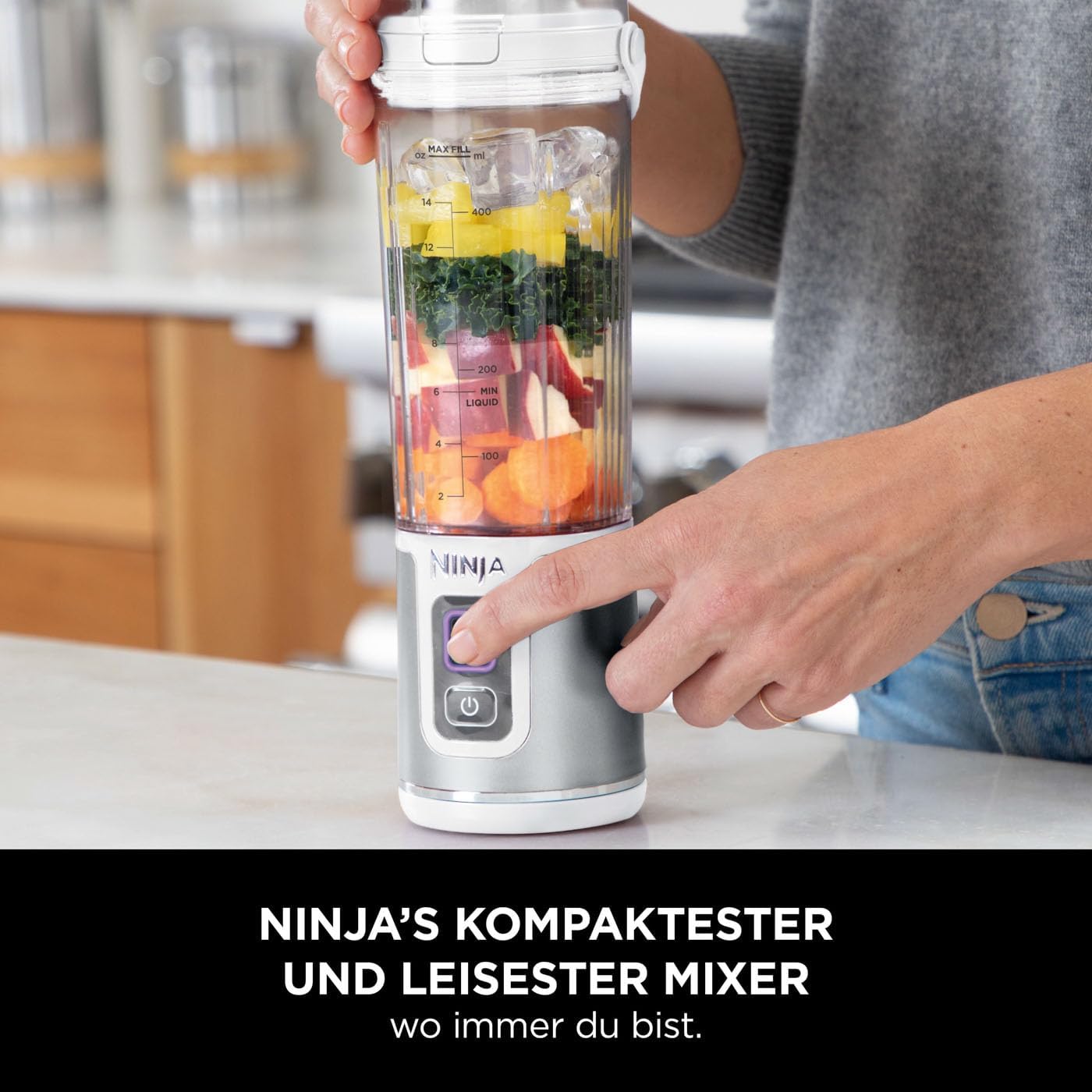 Ninja Blast Frullatore Portatile / Frullatore a Immersione / Frullatore per Smoothie, Tazza da 530 ml, Coperchio a Prova di Perdite, Mini Frullatore Potente, Senza Fili e Ricaricabile, Trita Ghiaccio e Frutta, Nero, BC151EUBK