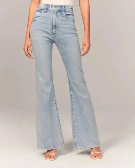 Kiera - Jeans in denim alla moda