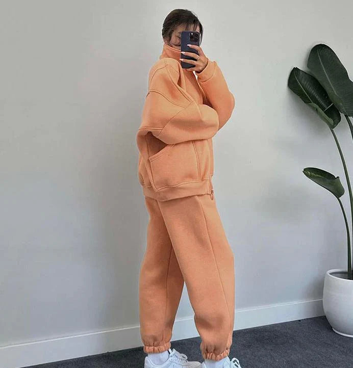 Set aus Reiverschlussjacke und Kordelzughose für Damen