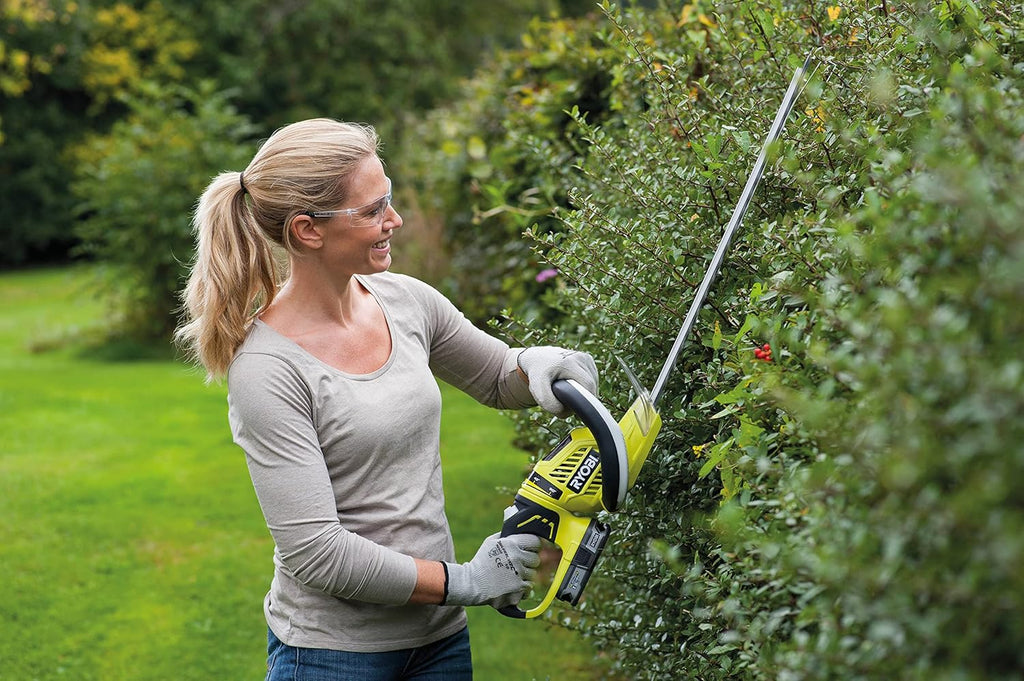 18 V ONE+ Akku-Heckenschere RY18HT50A-0 (Schnittgeschwindigkeit 1350 U/min, Messerlnge 50 cm, 24 mm Messerabstand, ohne Akku & Ladegert im Karton), Grün
