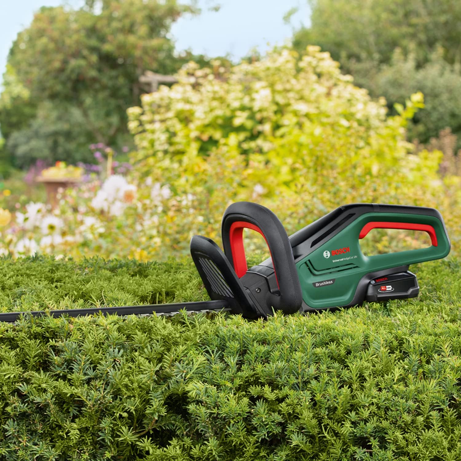 Bosch Tagliasiepi a batteria AHS 50-20 LI (1 batteria, sistema 18 Volt, lunghezza corsa: 20 mm, in scatola di cartone)