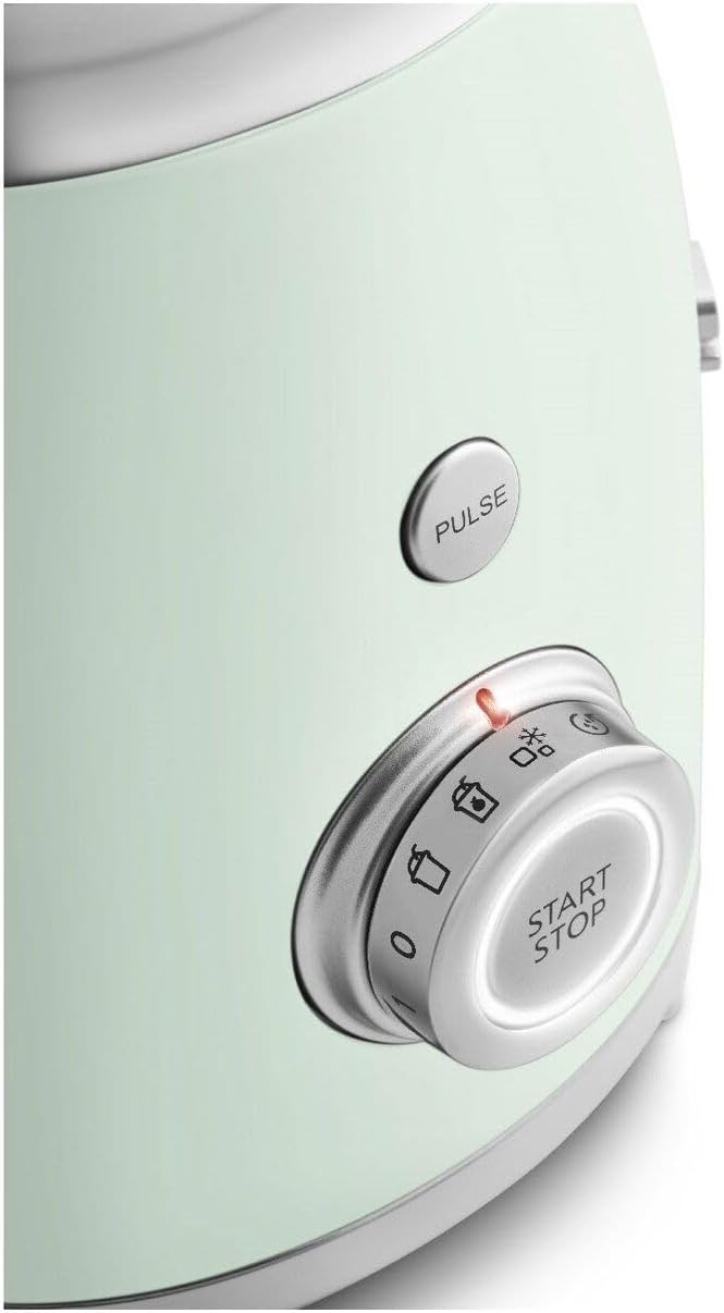 Smeg, BLF03PKEU, Frullatore da tavolo da 1,5 l, 4 velocità, 4 programmi automatici, Doppia lama rimovibile, Coperchio trasparente con tappo dosatore, Antiscivolo, 800W, Rosa
