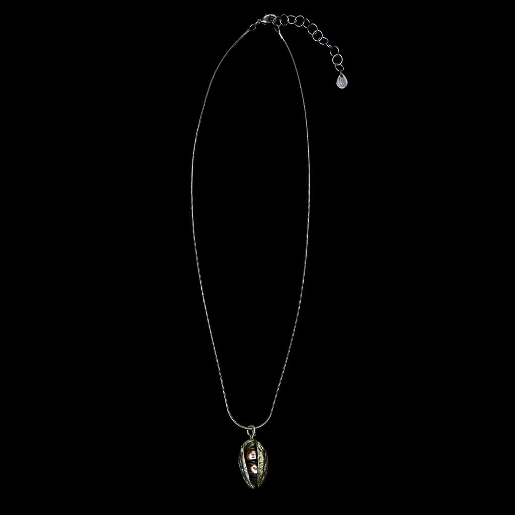 Collana con ciondolo a forma di arachide