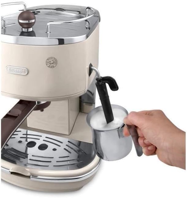 De'Longhi Icona Vintage ECOV 311.GR – Macchina da Caffè Espresso con Funzione Cappuccino, Design Retrò, con Montalatte Manuale, per Caffè in Polvere o Cialde E.S.E., Serbatoio dell’Acqua da 1,4 Litri, Verde