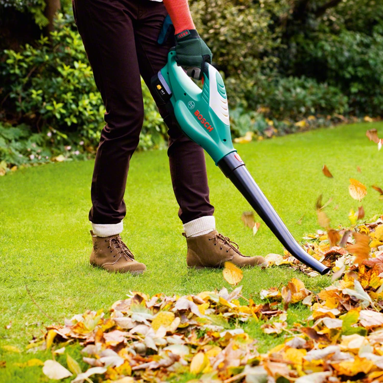 Bosch Home and Garden Bosch Akku Laubblser ALB 18 LI (ohne Akku, 18 V, 1,8 kg, 210 km/h Luftgeschwindigkeit) Schwarz/Grün