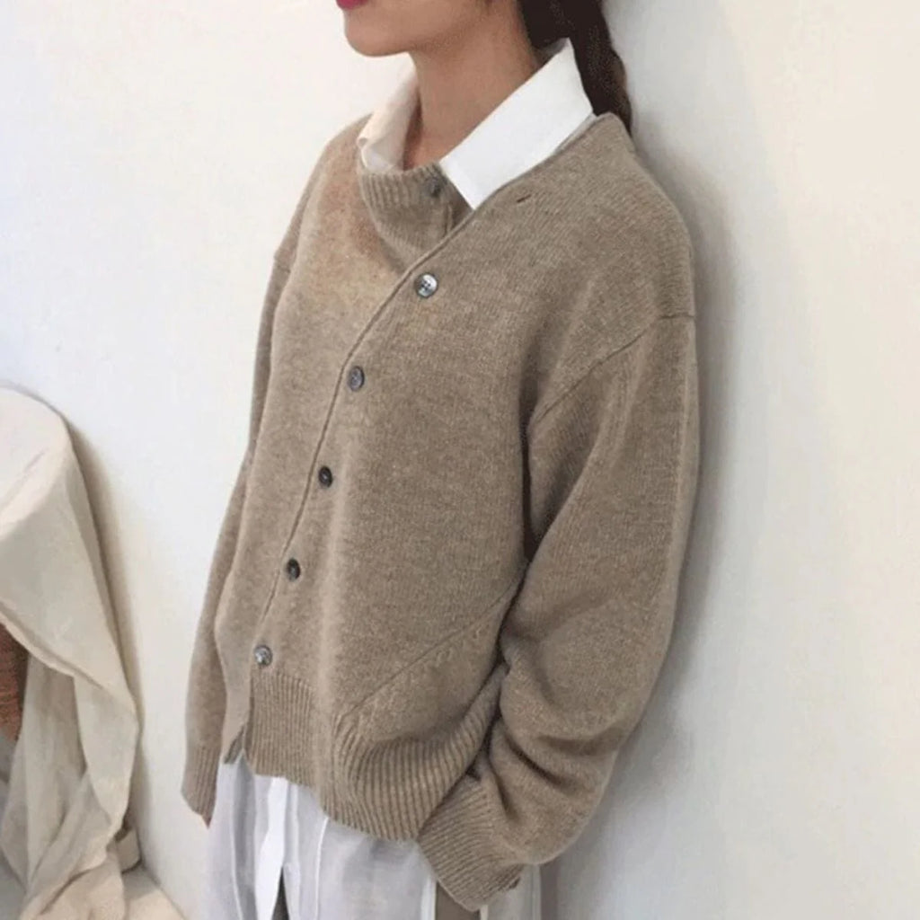 Asymmetrische Strickjacke mit Knpfen für Damen