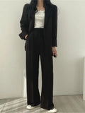 Blazer e pantaloni casual da donna