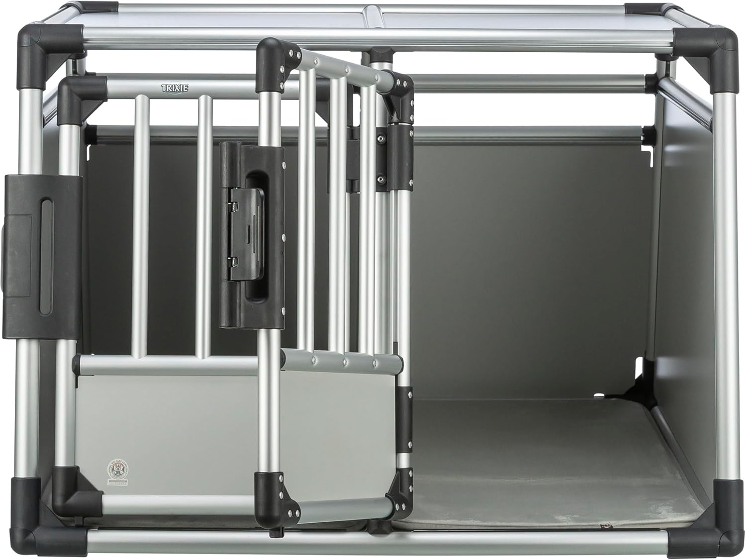 TRIXIE Hunde-Transportbox Aluminium in silber – M: 55 × 62 × 73 cm, stabile und geräuscharme Hundebox mit abgeschrägten Seiten, Sicherheitsverschluss & rutschfester Liegematte – 39342