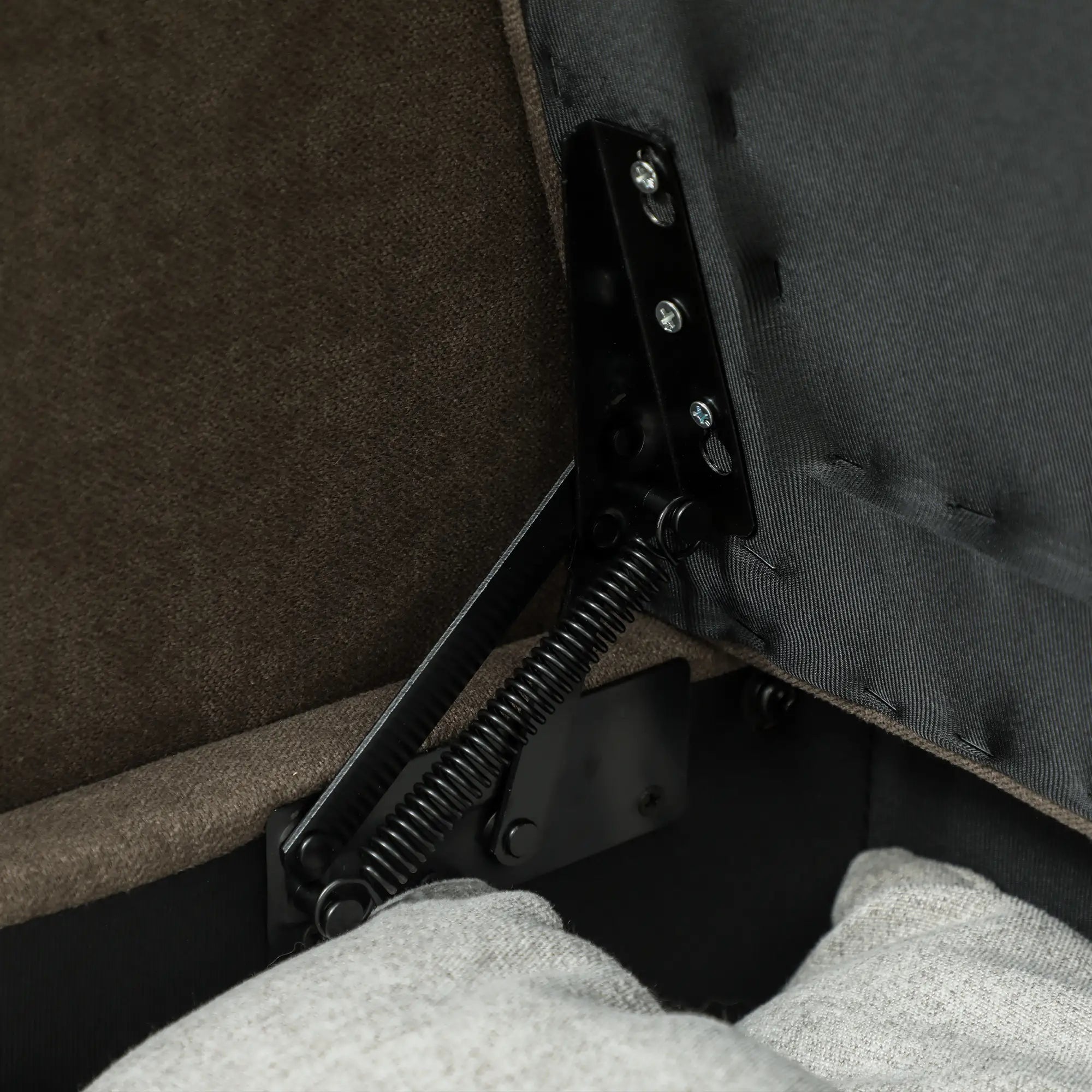 Divanetto 2 Posti HOMCOM con Contenitore e Rivestimento Effetto Velluto, Marrone
