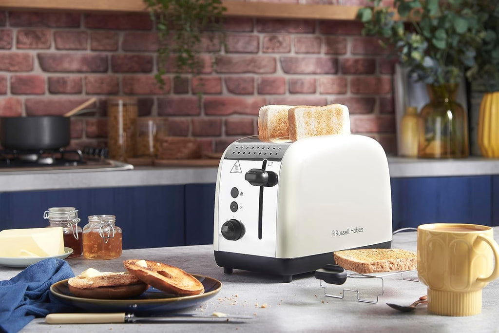 Russell Hobbs Frühstücksset Colours+ Creme: Kaffeemaschine 24033-56 [Digitaler Timer] + Wasserkocher 20415-70 [1,7l, 2400 W] + Toaster 26551-56 [für 2 Scheiben], Frühstücksserie