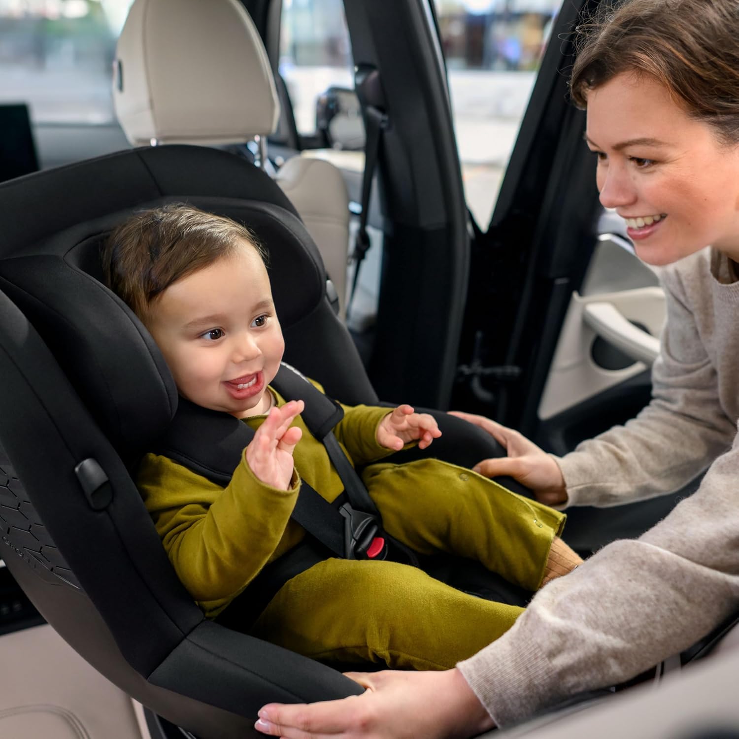 Maxi-Cosi Mica 360 S, Autositz 360 Grad drehbar, 3 Monate– 4 Jahre (61–105 cm), i-Size Baby Autositz, FlexiSpin Drehung, 5 Liegepositionen, G-CELL Schutz, Easy-in Gurthaken, Tonal Graphite