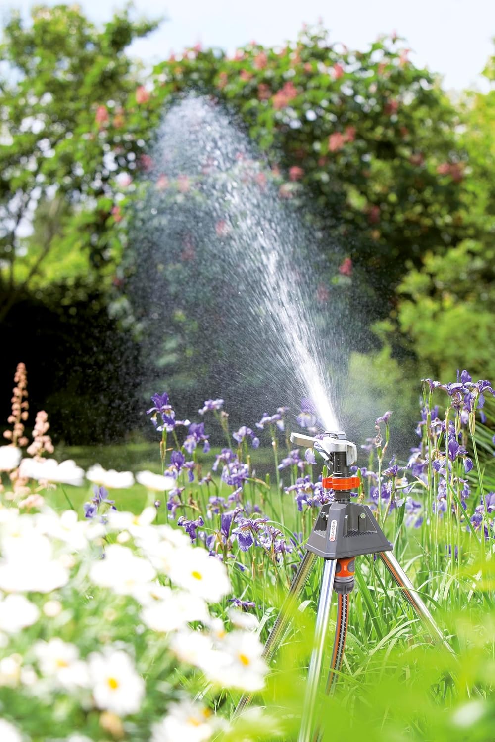 Gardena Comfort Vielflchenregner AquaContour Automatic: Flchenbewsserung für die individuelle Bewsserung nahezu jeder Gartenkontur, einfache Programmierung, Reichweite 2,5-10,5 m (8133-20)