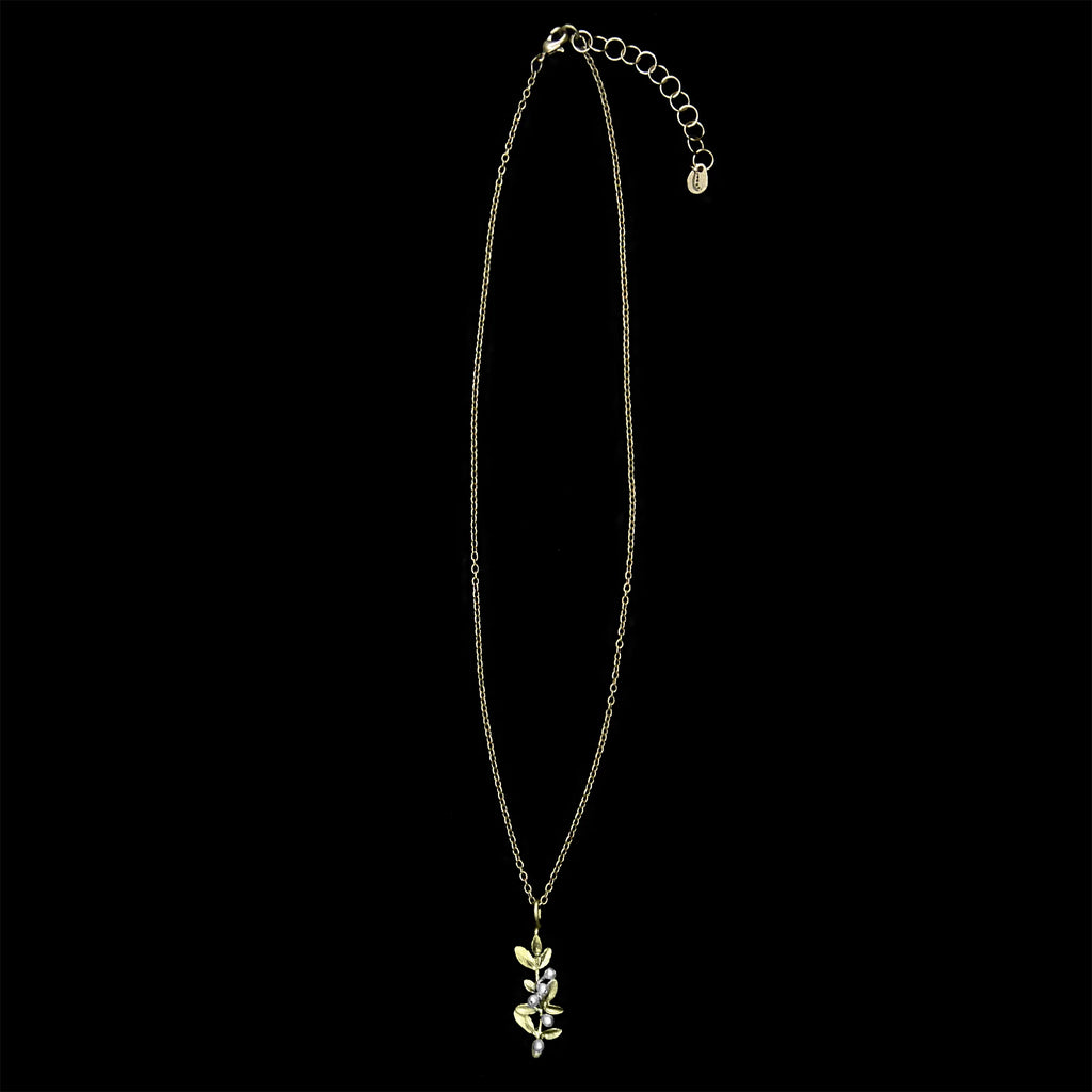 Collana in timo fiorito con ciondolo
